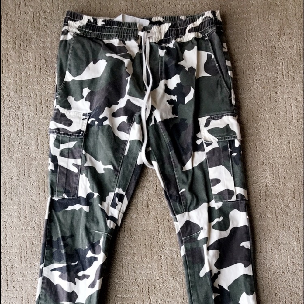 camo pants